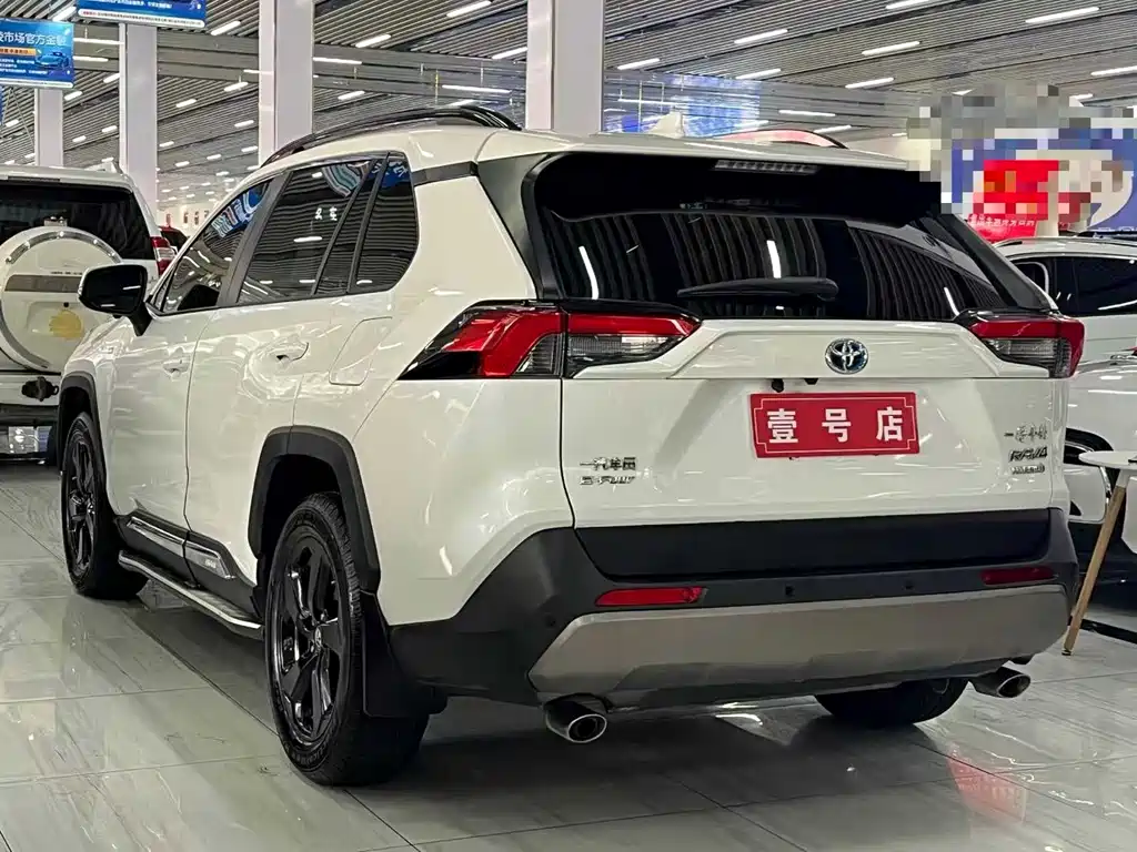 TOYOTA RAV4 RONGFANG