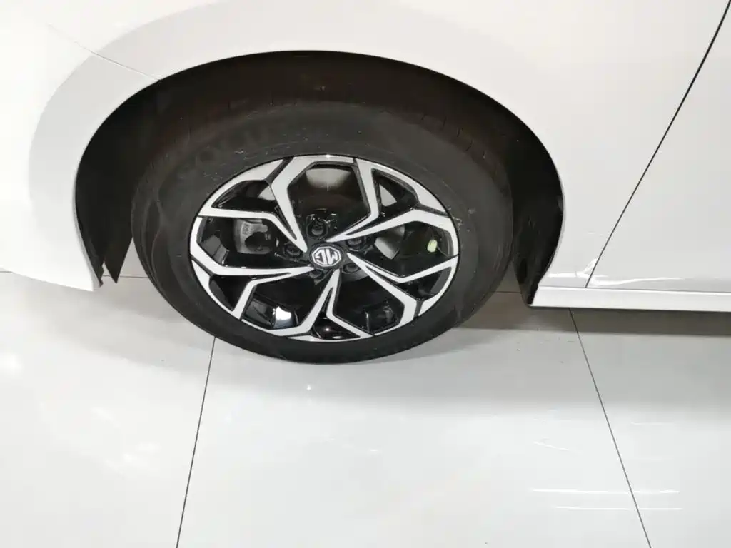 MG MG5 — миниатюра 23