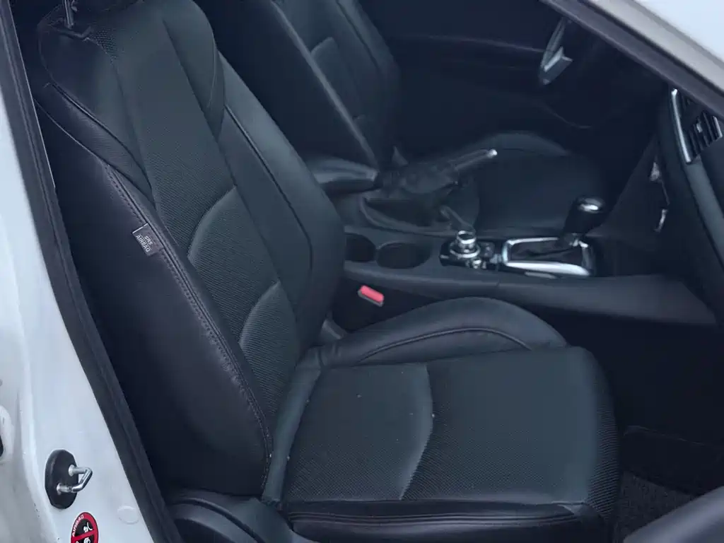 Mazda 3 Axela — миниатюра 9