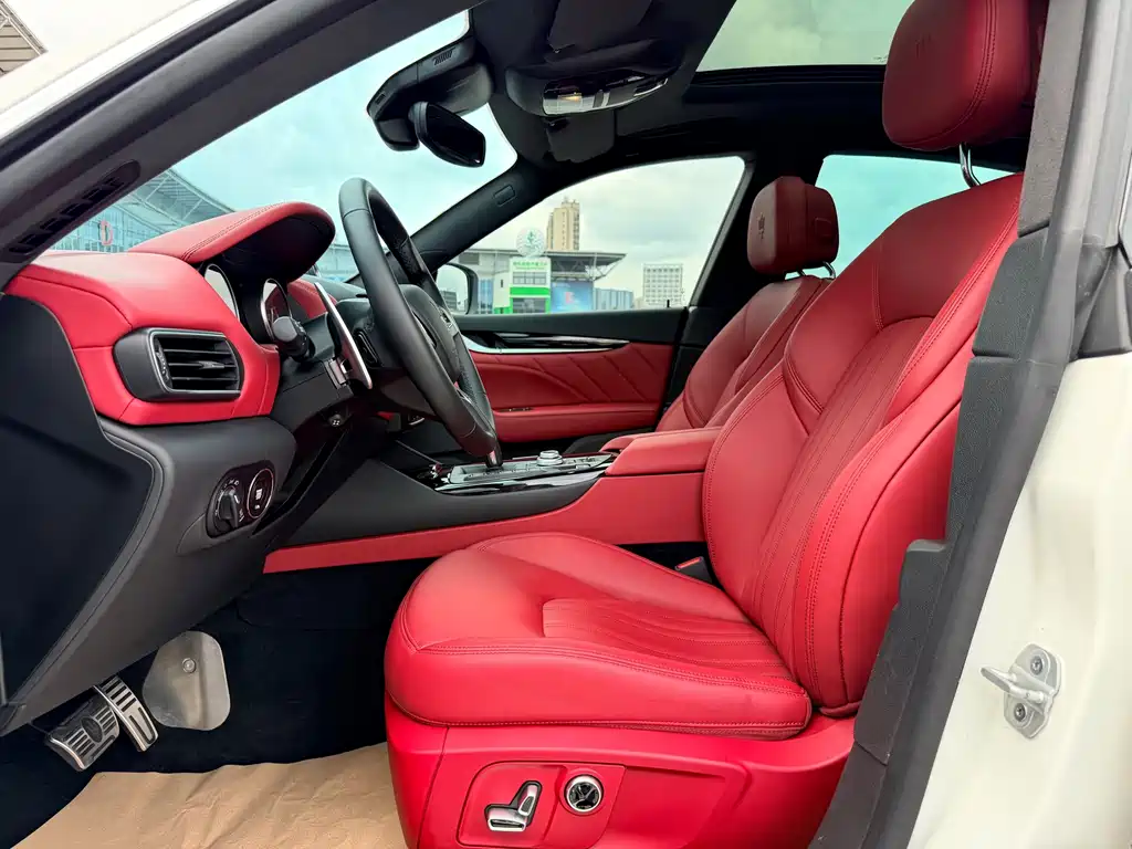Maserati Levante — миниатюра 10
