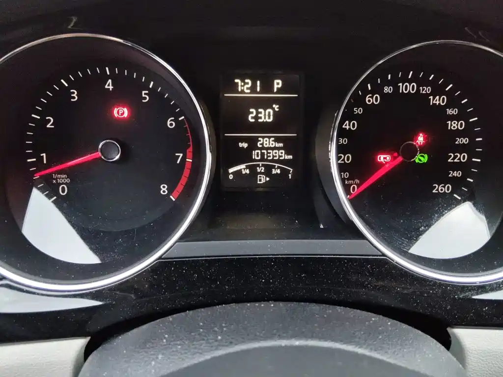 Volkswagen Sagitar — миниатюра 9