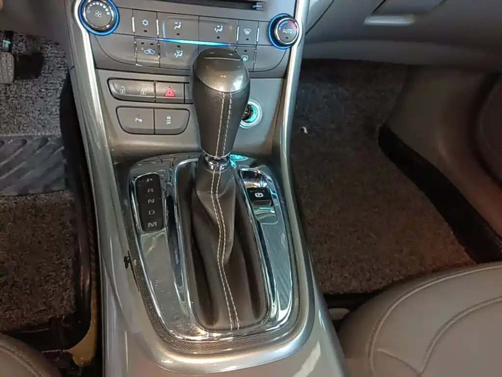Chevrolet Malibu — миниатюра 14