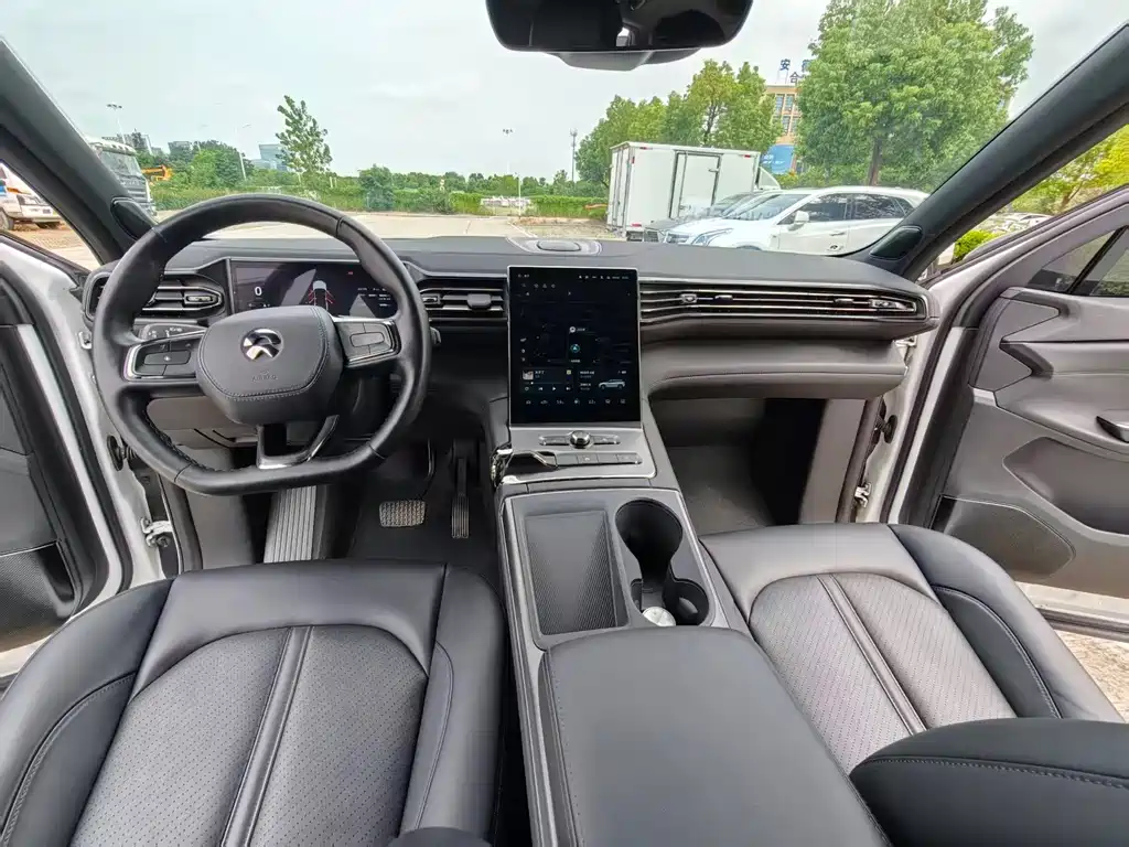 NIO ES6 — миниатюра 13