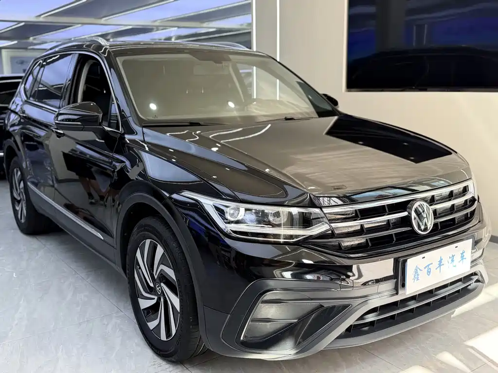 Volkswagen Tiguan L — миниатюра 3