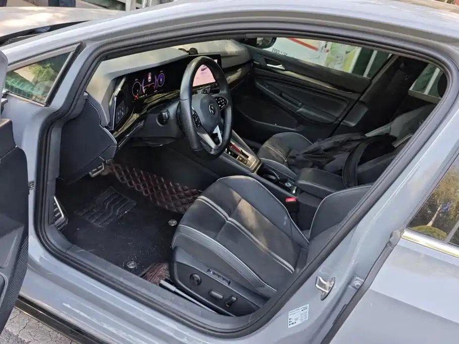 Volkswagen Golf — миниатюра 9