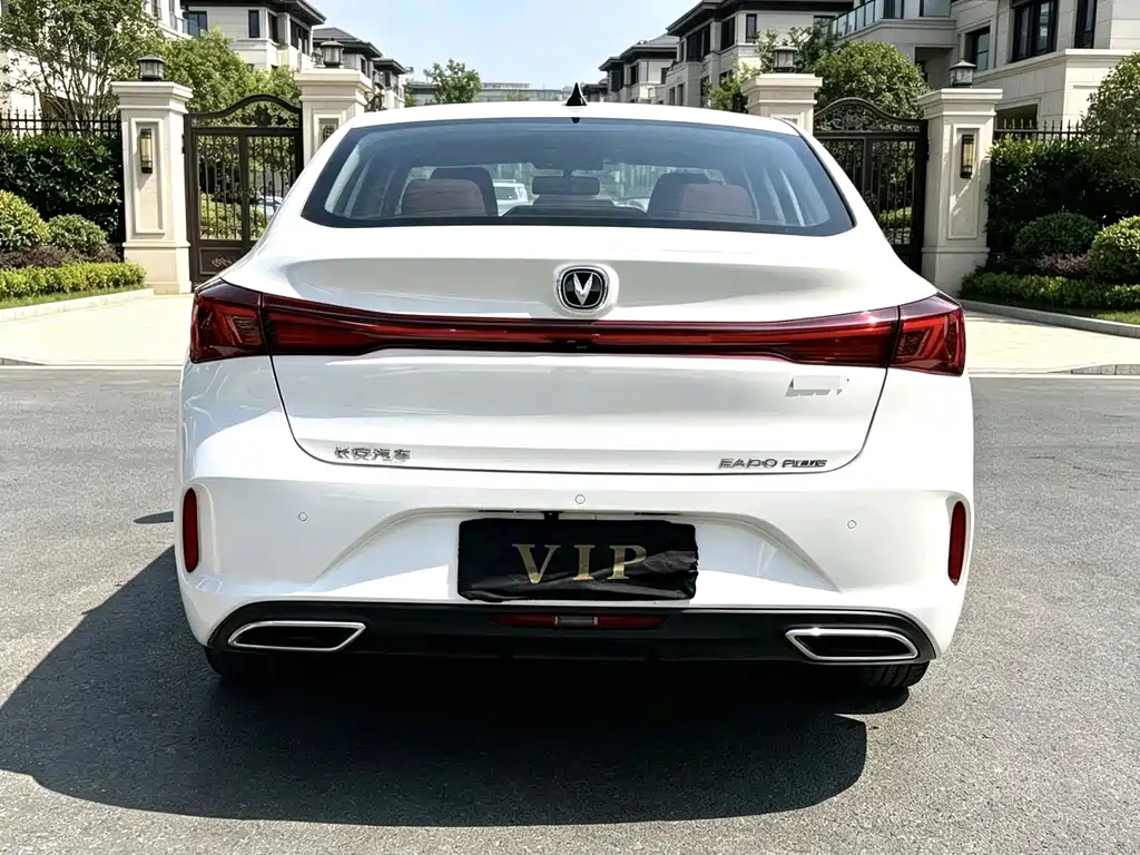 Changan Eado — миниатюра 8
