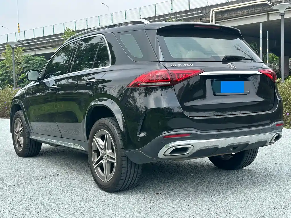 Mercedes-Benz GLE (Import) — миниатюра 6