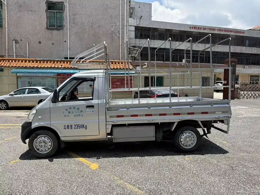 Wuling Rongguang Mini Truck — миниатюра 9