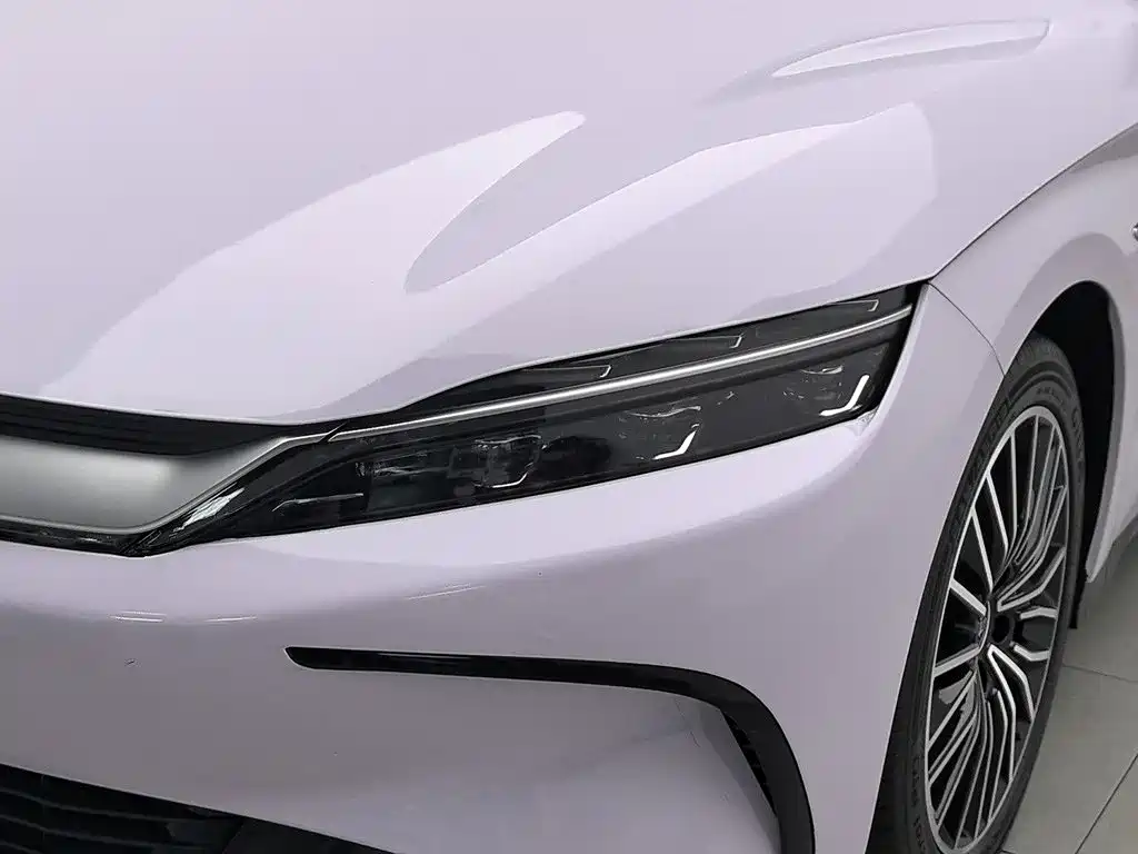 BYD Han — миниатюра 7