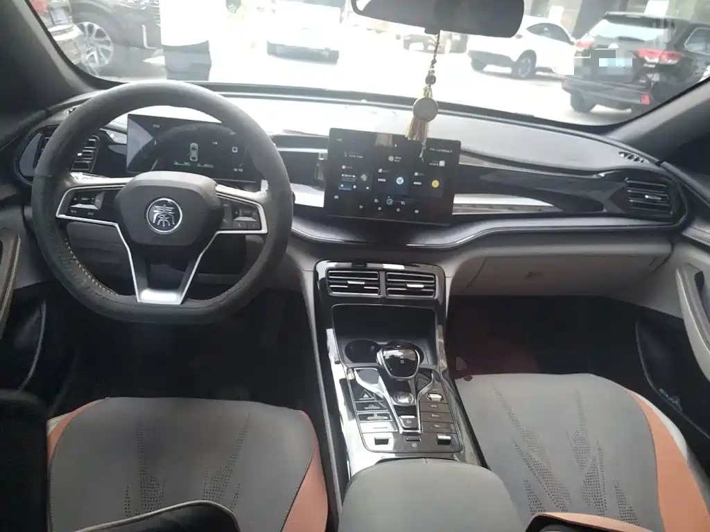 BYD Qin Plus PLUS 2023 Champion DM-i 55KM Lead