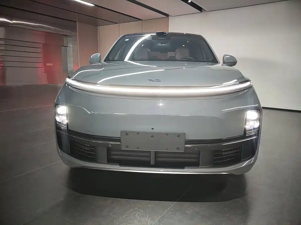 Li Auto Li L8 — миниатюра 3