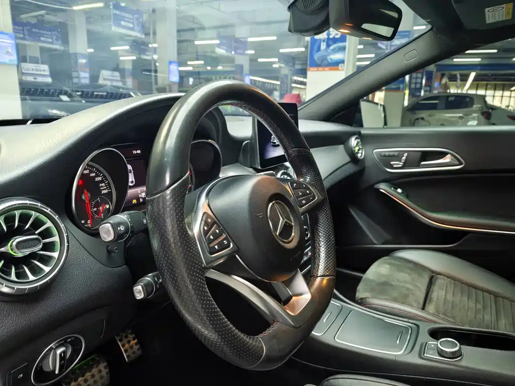 Mercedes-Benz CLA (Import) — миниатюра 8