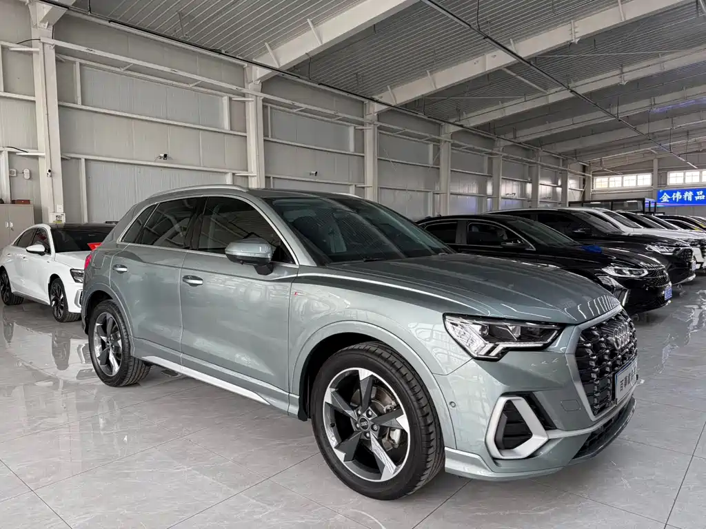 Audi Q3 2022 35 TFSI Fashion