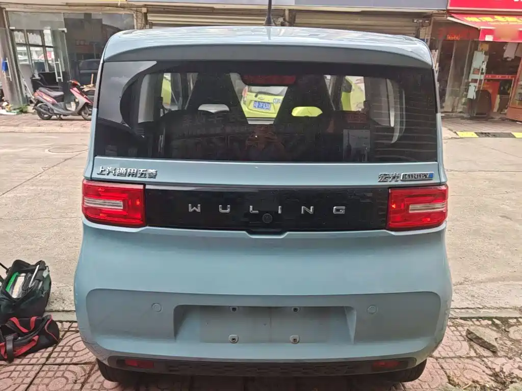 Wuling MINIEV — миниатюра 6
