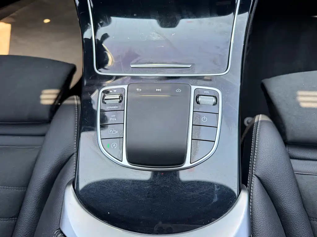 Mercedes-Benz C-Class — миниатюра 14