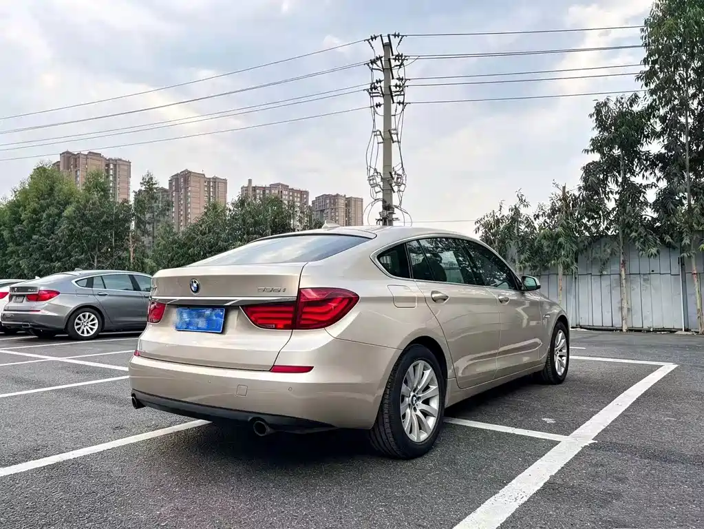 BMW 5 Series GT — миниатюра 4