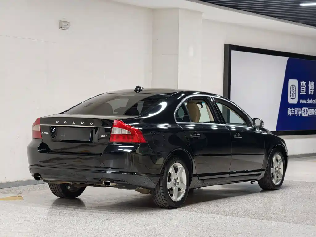 Volvo S80L — миниатюра 9