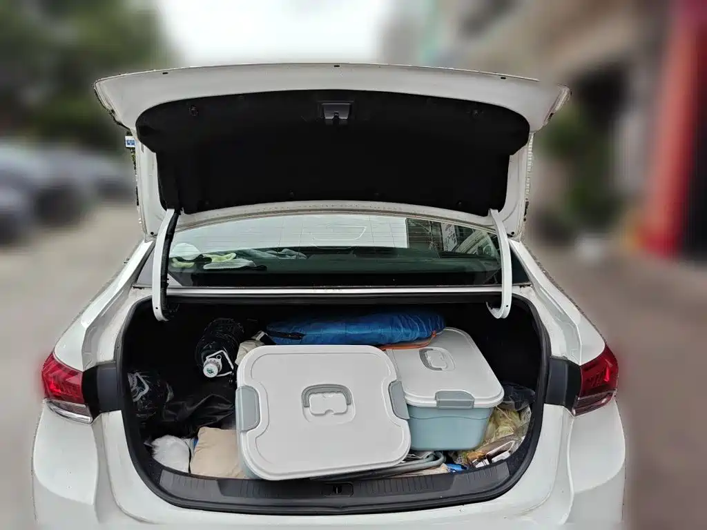 Buick Excelle — миниатюра 10