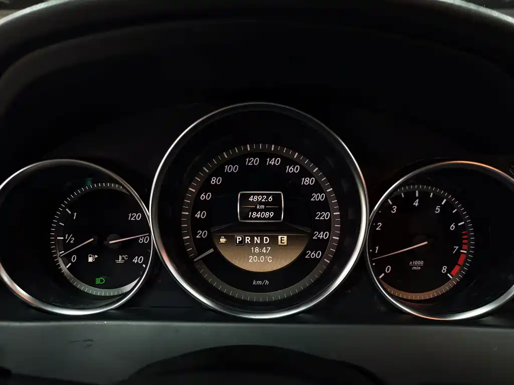 Mercedes-Benz C-Class — миниатюра 13
