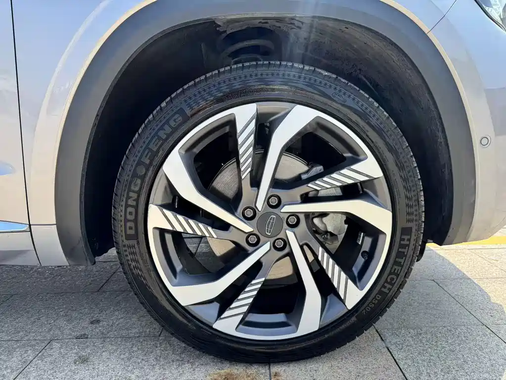 Geely Xingyue L — миниатюра 9