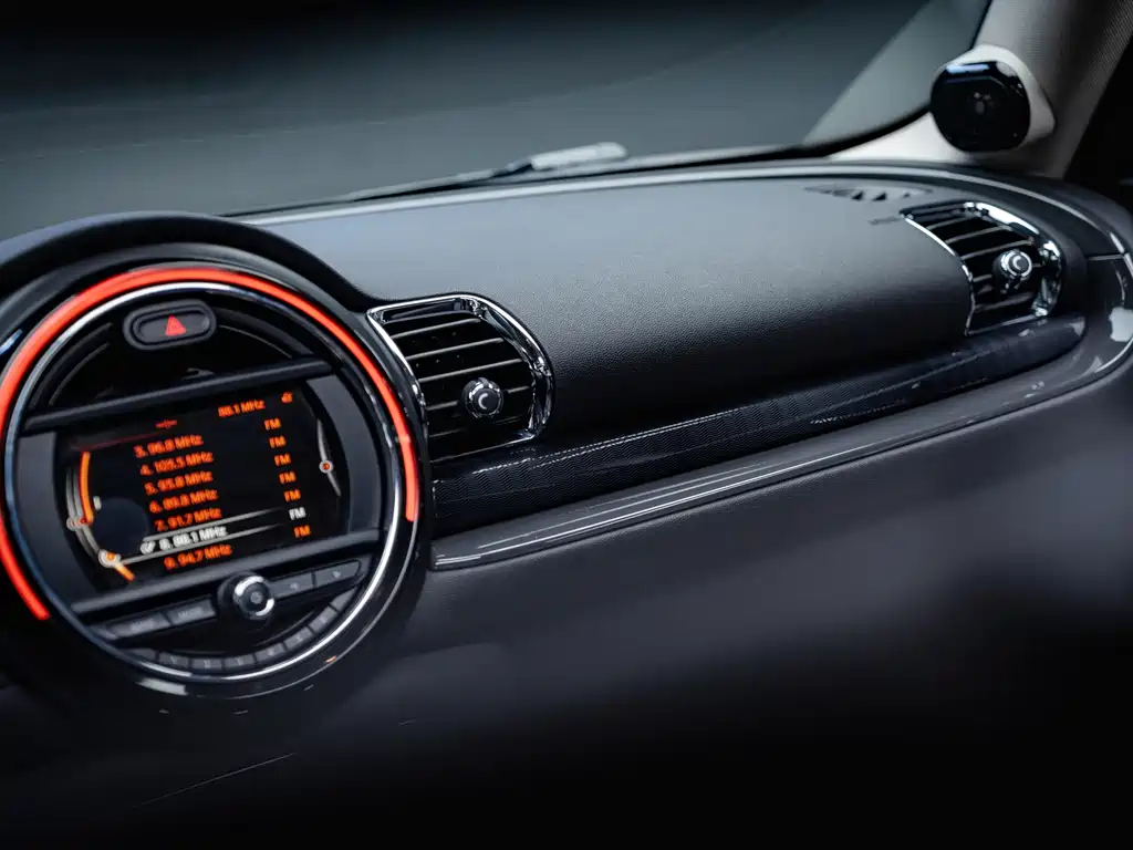 MINI Mini Clubman — миниатюра 21