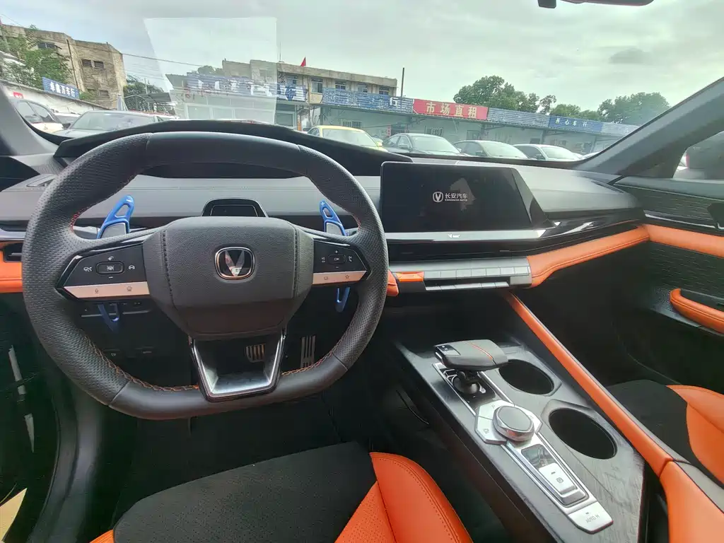 Changan UNI-V — миниатюра 3