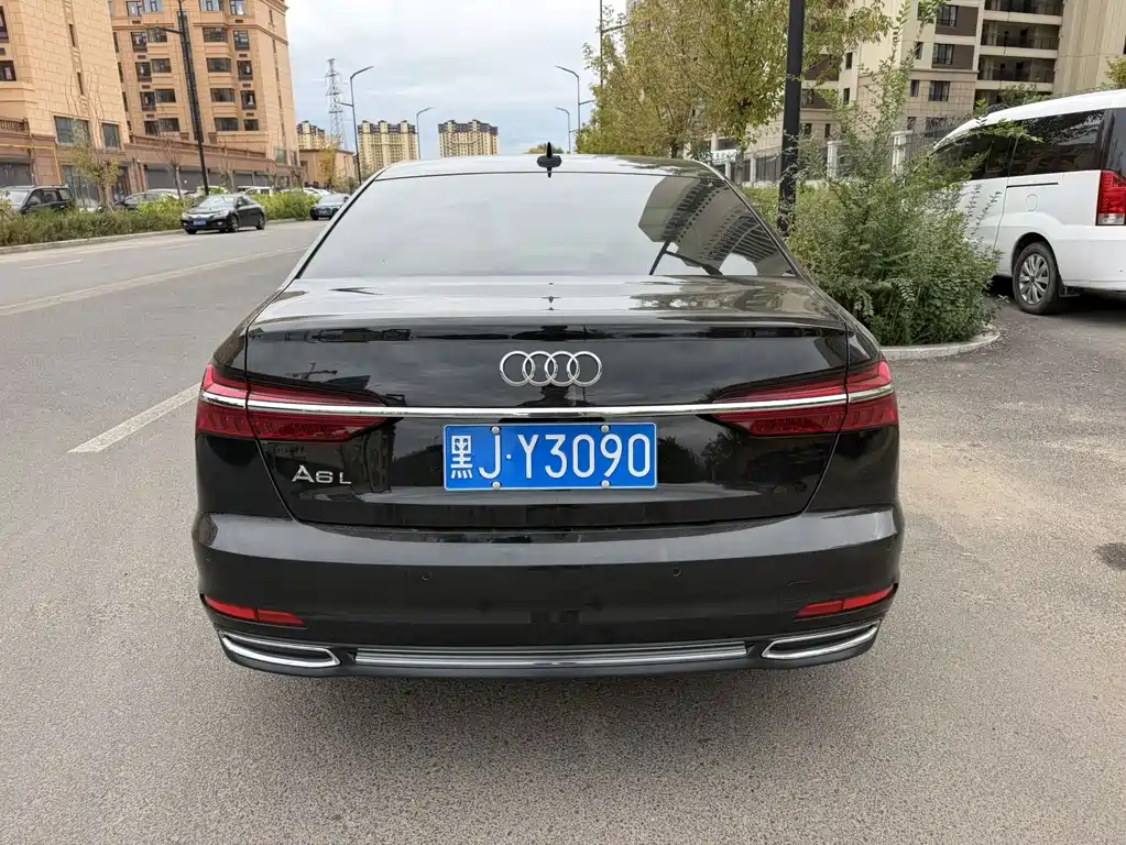 Audi A6L — миниатюра 6
