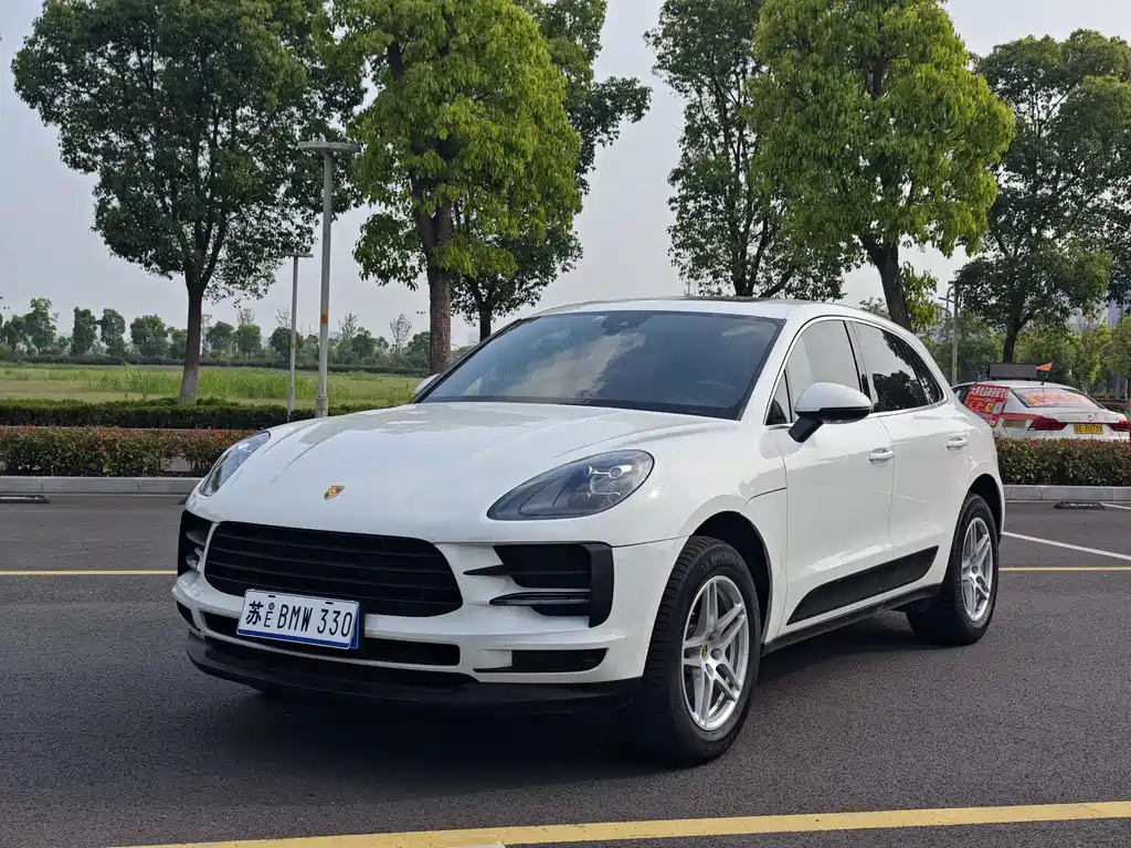 Купить Porsche Macan