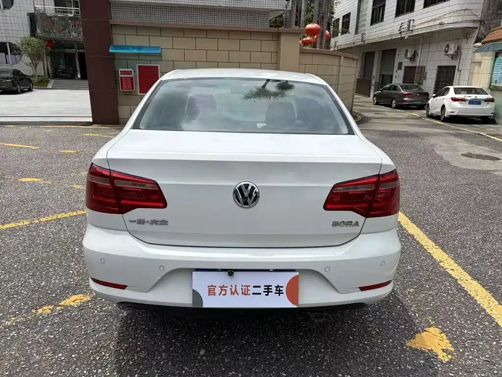 Volkswagen Bora — миниатюра 6