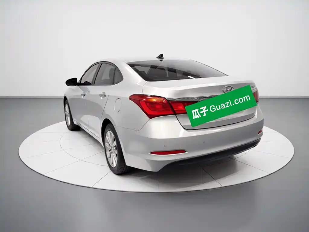 Hyundai Mistra — миниатюра 4