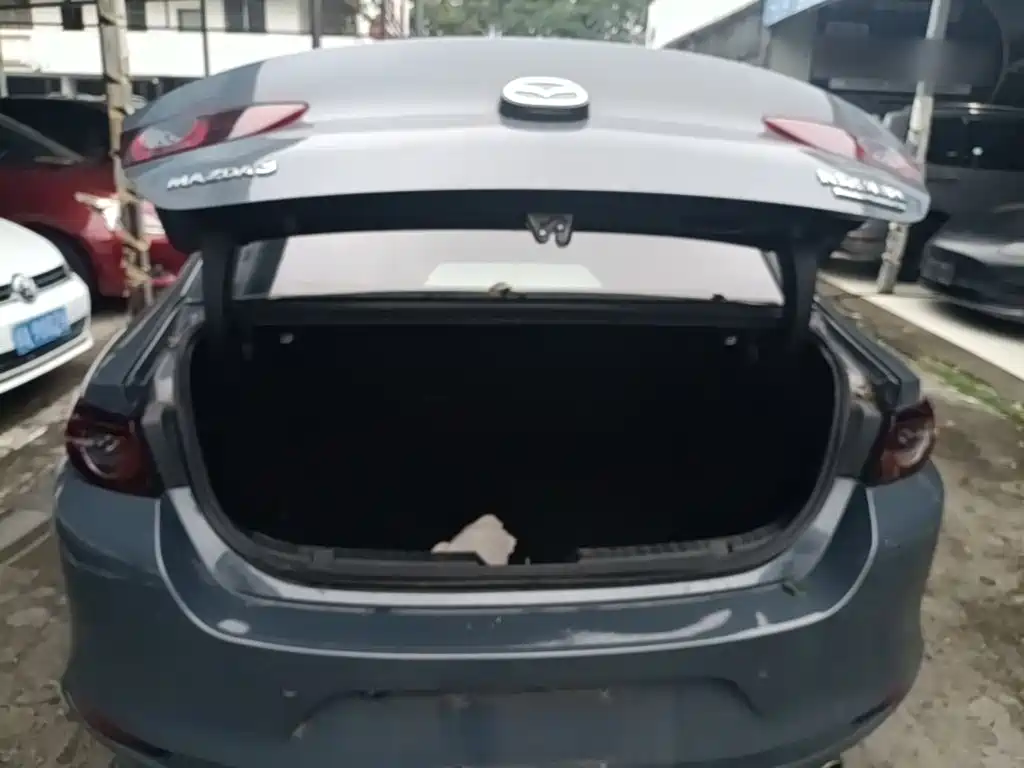 Mazda 3 Axela — миниатюра 15