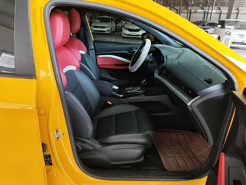 MG MG5 — миниатюра 25