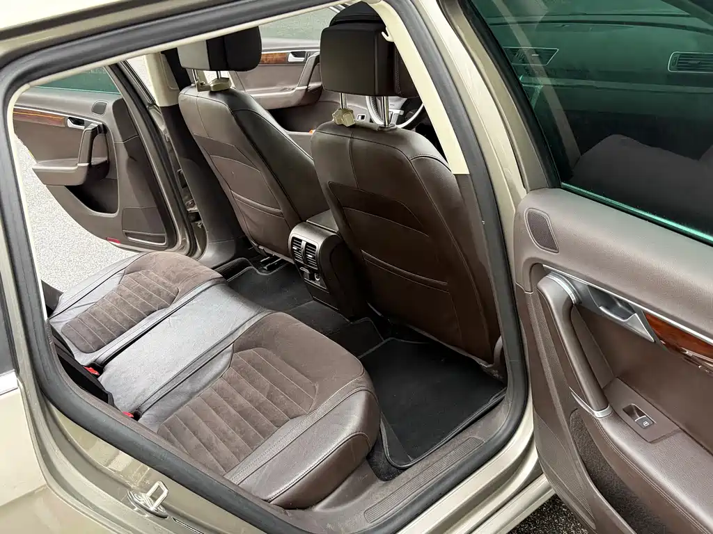 Volkswagen Magotan (Import) — миниатюра 13