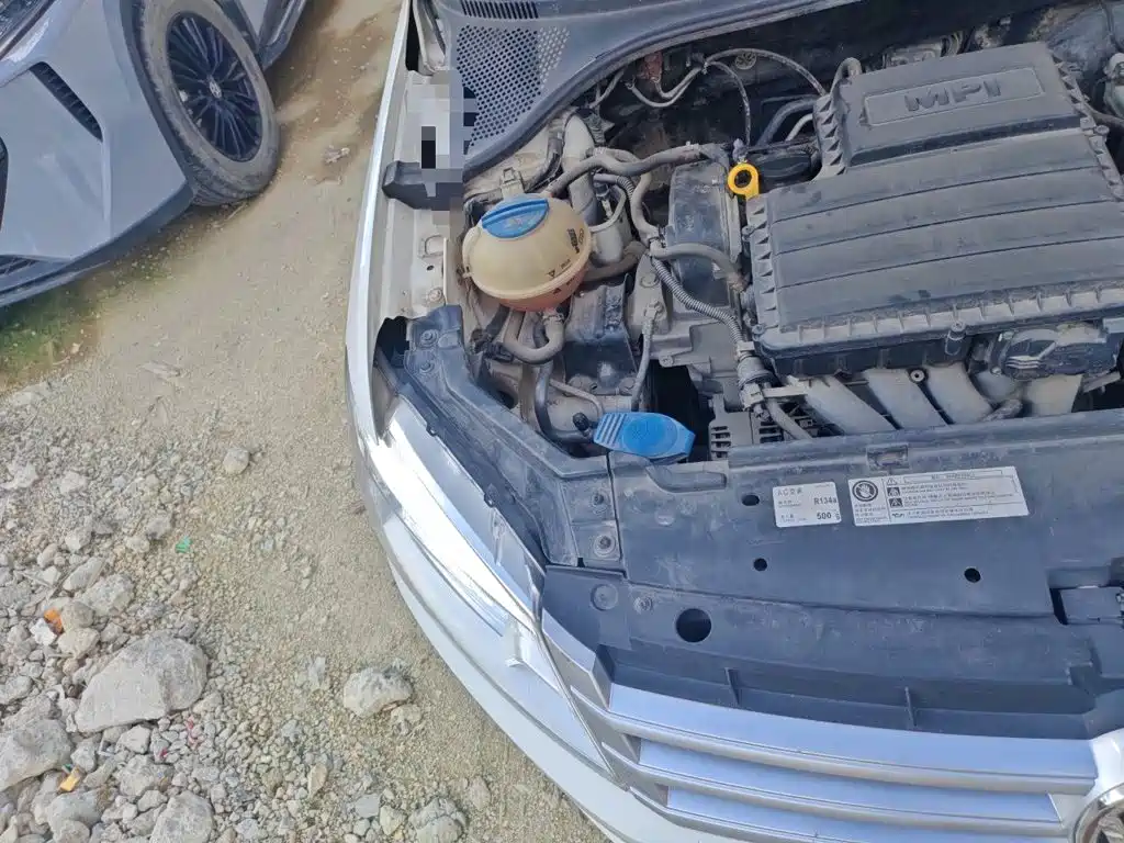 Volkswagen Santana — миниатюра 7
