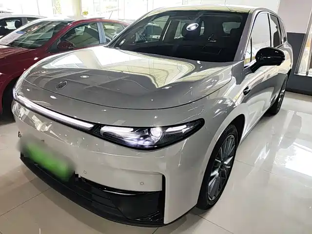 2025 Leapmotor C10
