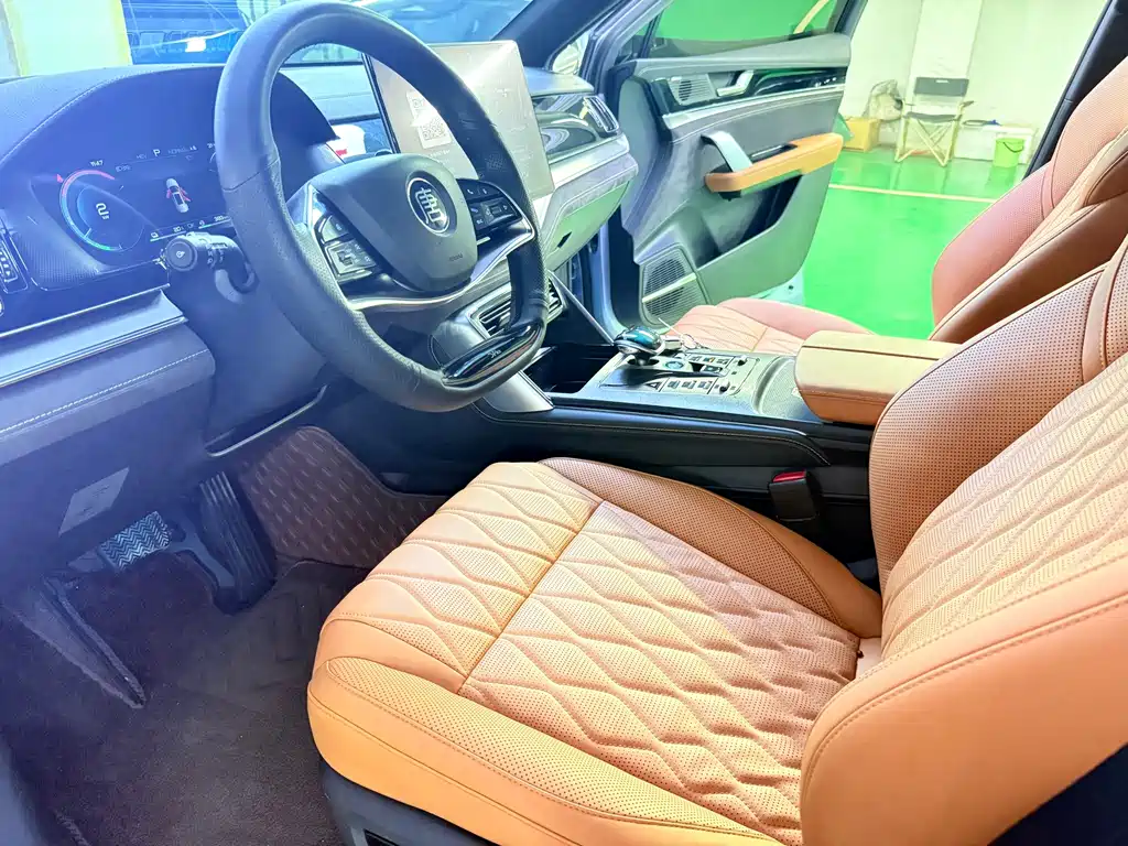 BYD Tang New Energy — миниатюра 9