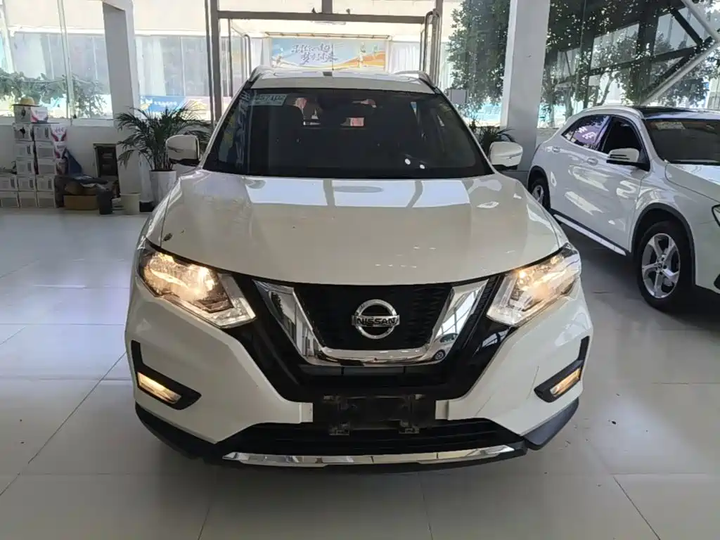Nissan X-Trail — миниатюра 3