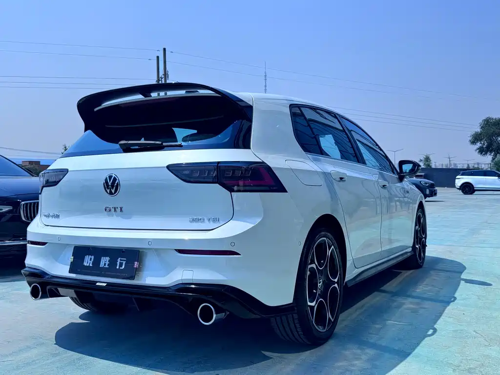 Volkswagen Golf GTI — миниатюра 6
