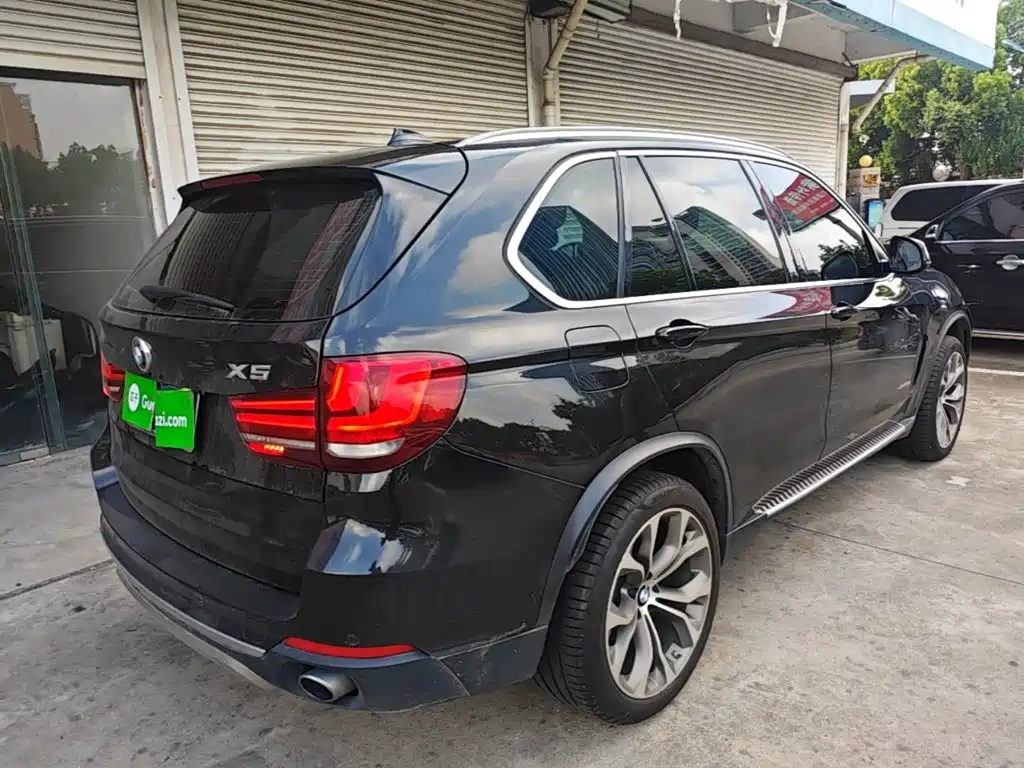 BMW X5 (Import) — миниатюра 7