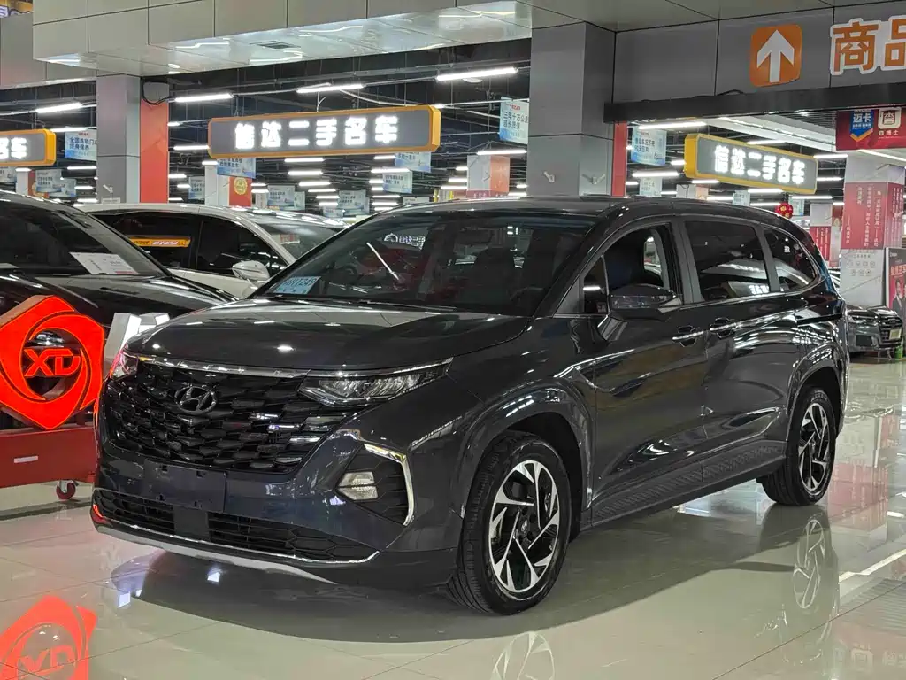 HYUNDAI KUSTU