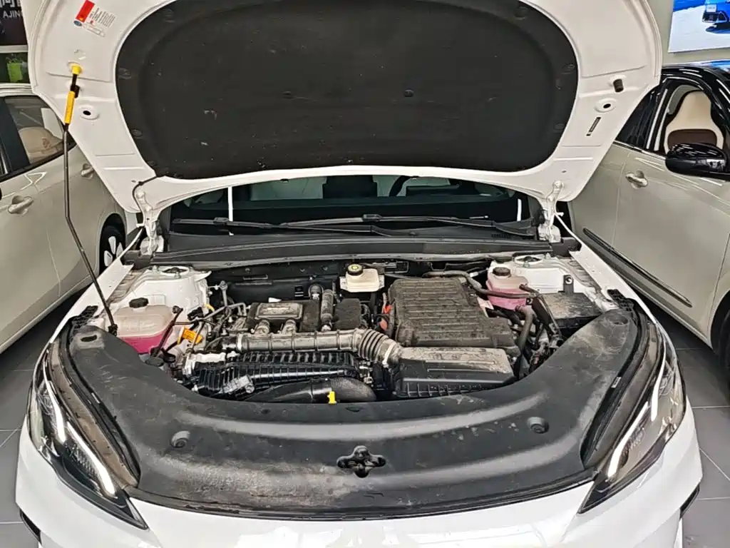 BYD Seal 05 DM-i — миниатюра 20