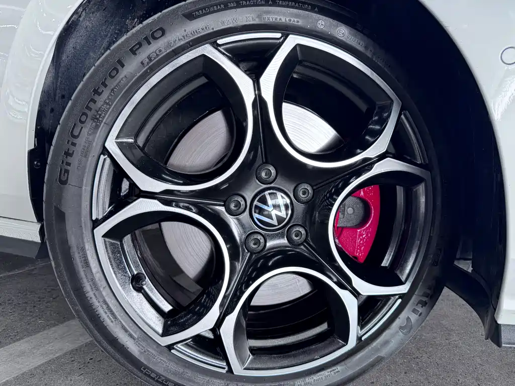 Volkswagen Golf GTI — миниатюра 19