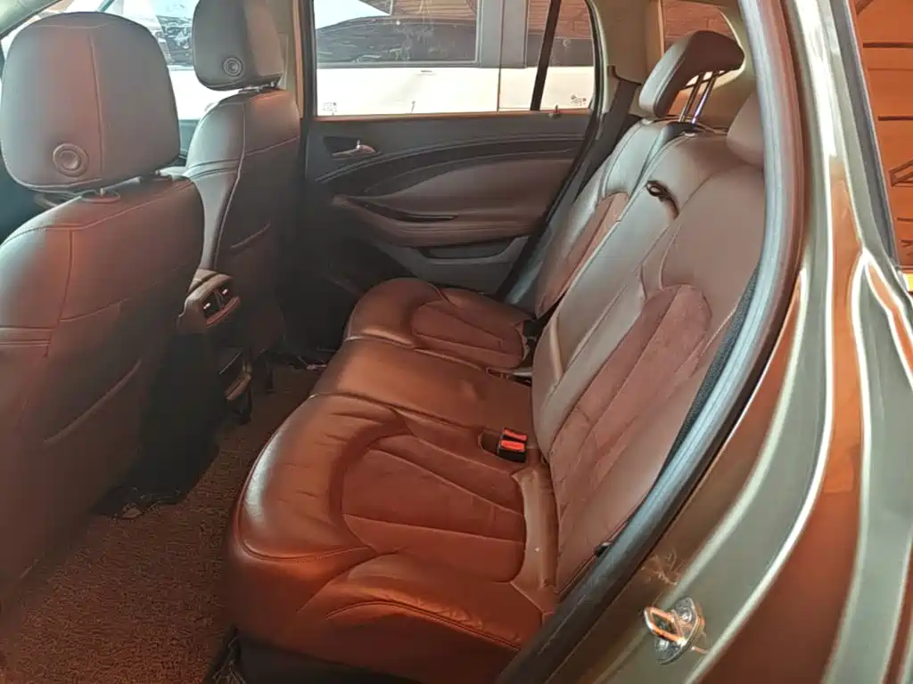 Buick Envision Plus — миниатюра 17