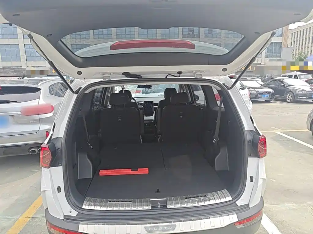 Hyundai Custo — миниатюра 19