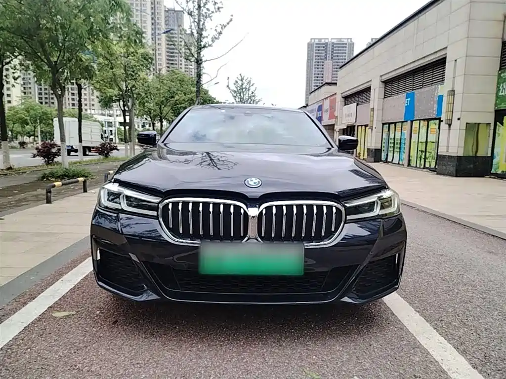 BMW 5 Series 5 2022 535Le M Sport