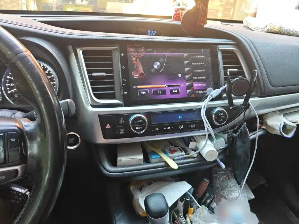 Toyota Highlander 2015 2.0T Luxury 7 мест
