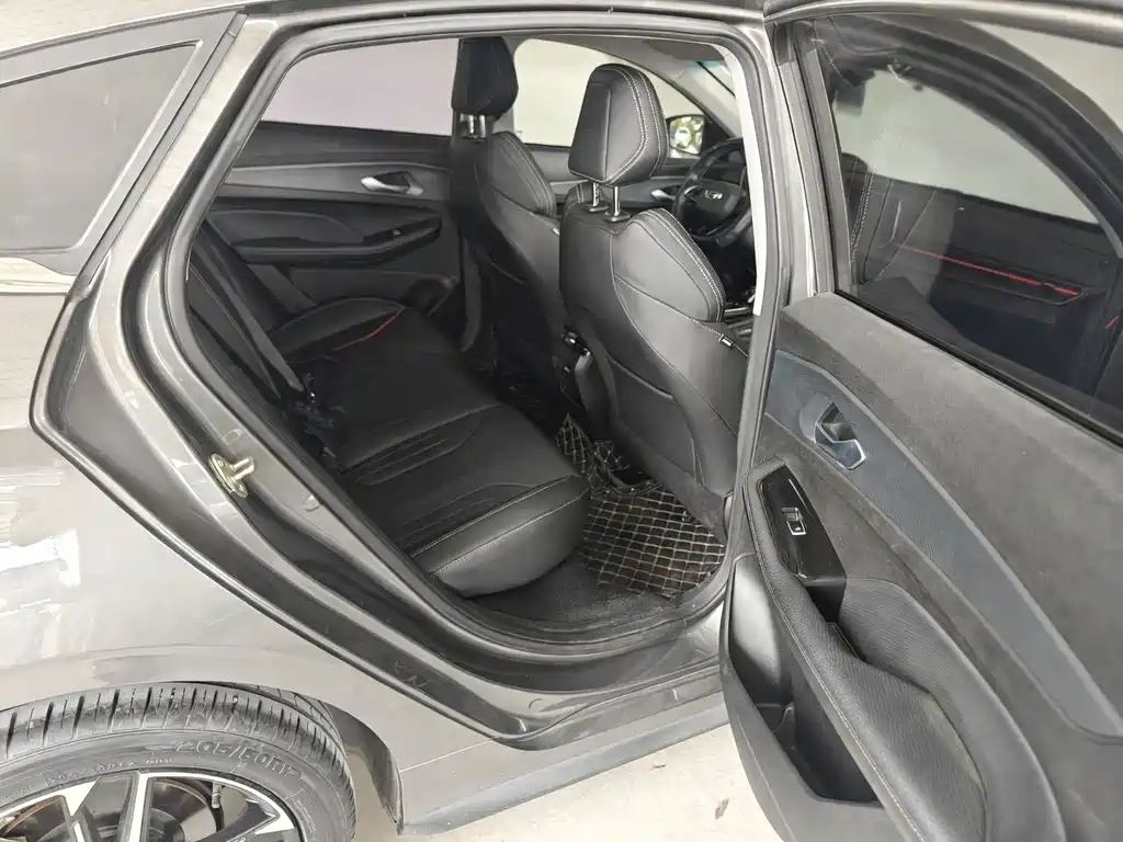 Geely Binrui — миниатюра 8