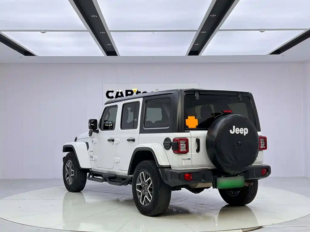 Jeep Wrangler PHEV — миниатюра 3