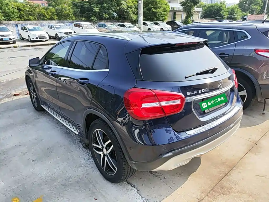 Mercedes-Benz GLA — миниатюра 5
