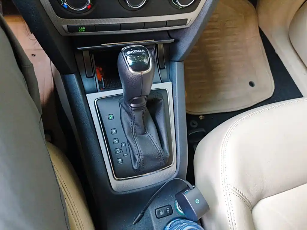 Skoda Octavia — миниатюра 10